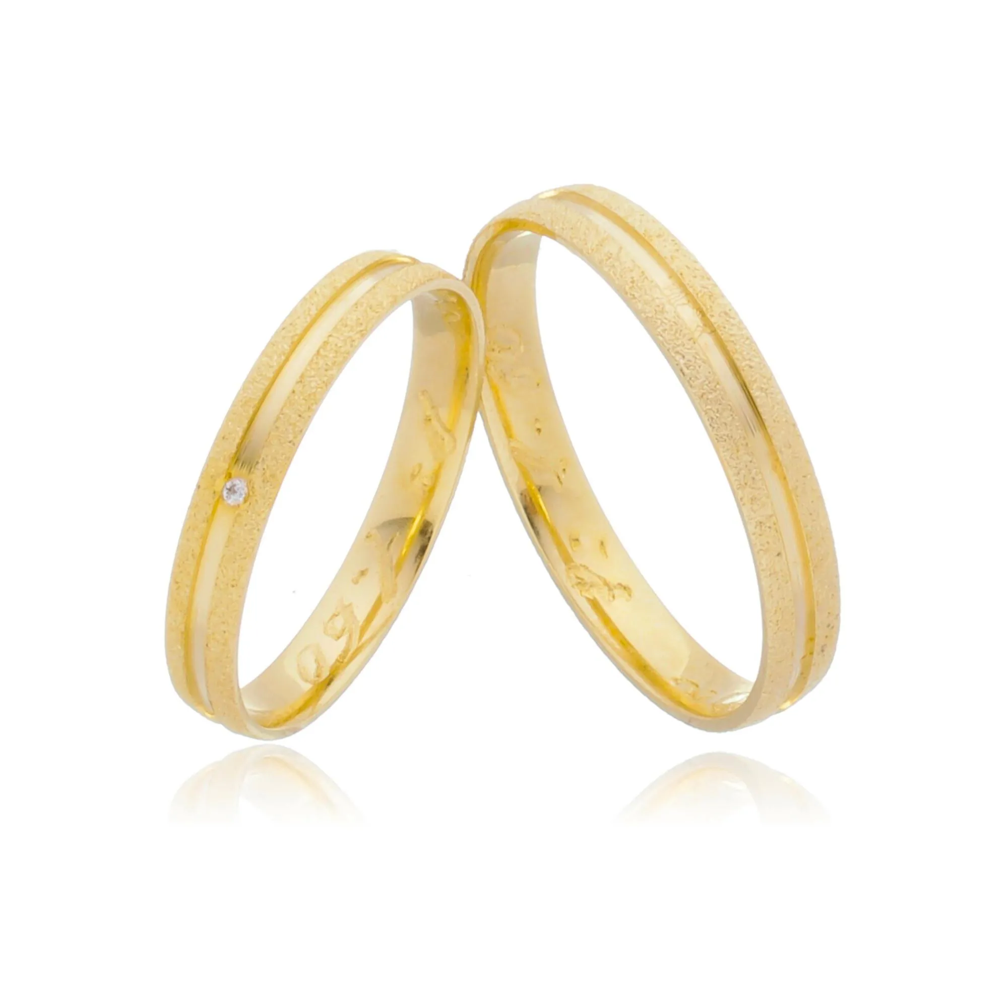 Par de alianças para casamento e noivado ouro 18k 3mm + Anel Brinde